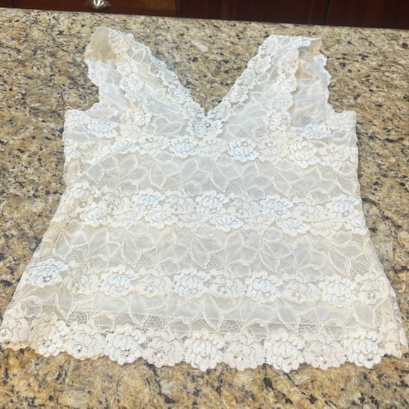 Josie Natori  Rose Parfait Floral Lace Camisole Tank Top Shell - Picture 4 of 6